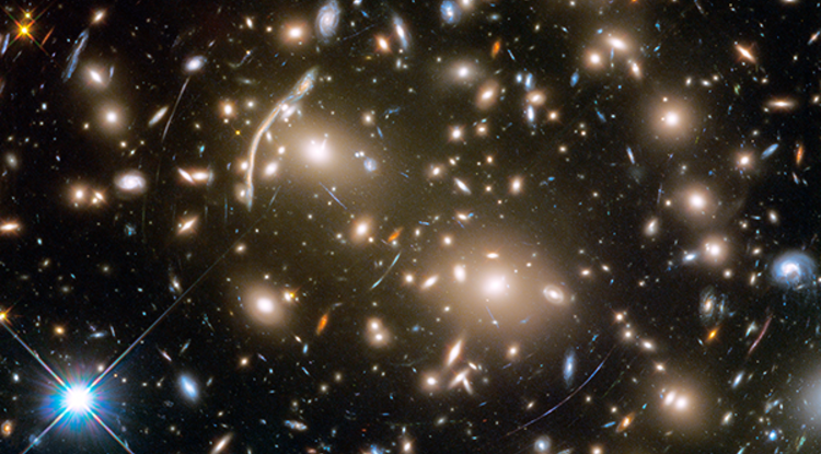 Hubble Space Telescope image of galaxy cluster Abell 370